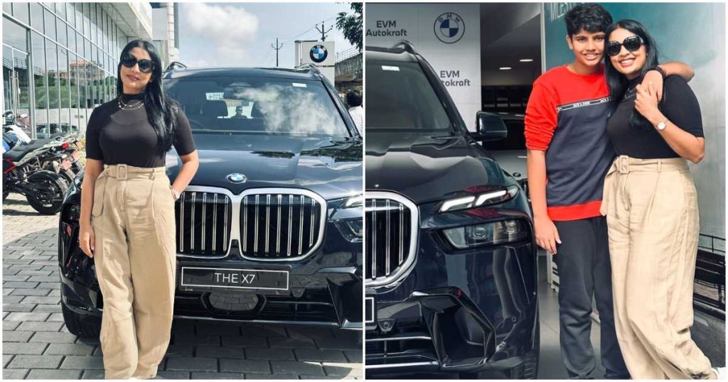 Actress Navya Nair bought new BMW X7