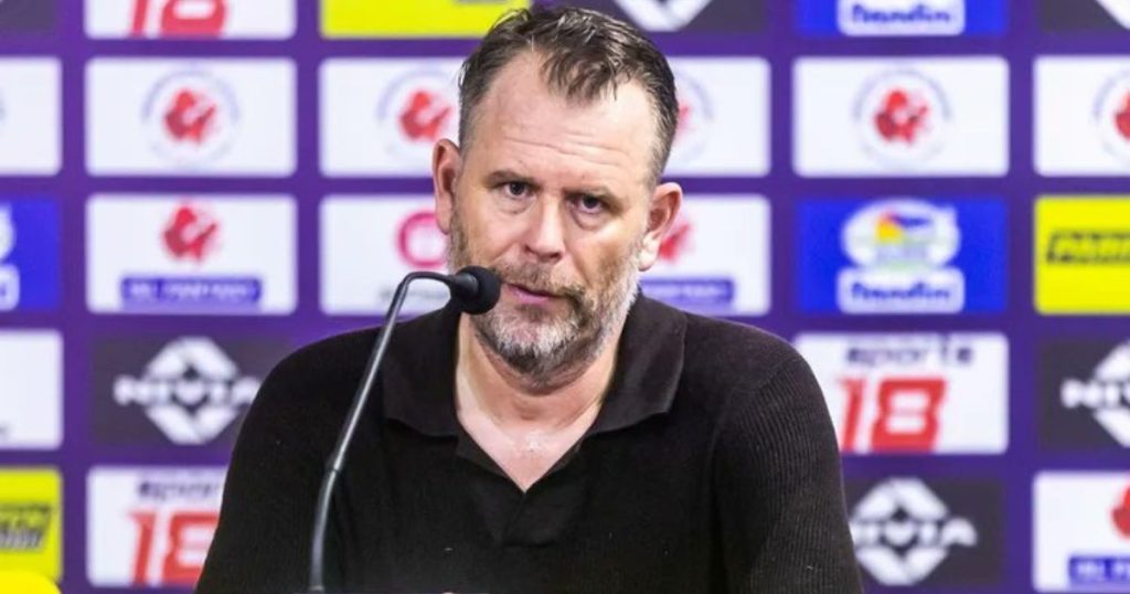 Kerala Blasters fans frustrated with coach Stahre injury silence