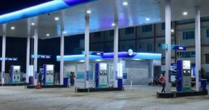 toilets at private petrol pumps are exclusively for customers and cannot be mandated for public use